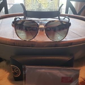 Ray-Ban RB 4285 Sunglasses